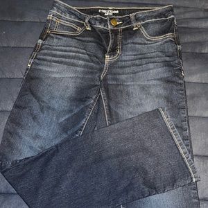Maurice’s everflex, size 8 short, bootcut jeans